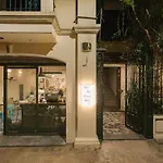 Pentstudio With Garden